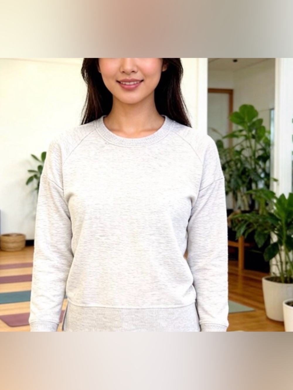 Athleta Heathered Light Gray Crewneck Sweatshirt, Size Small